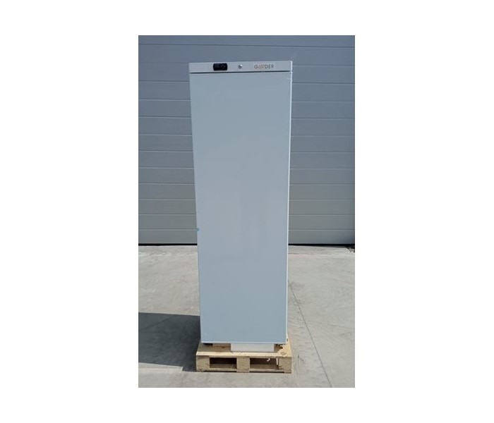 Шкаф среднетемпературный 380 л Gooder BR400V