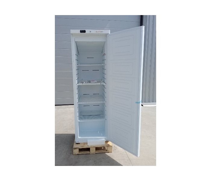 Шкаф среднетемпературный 380 л Gooder BR400V