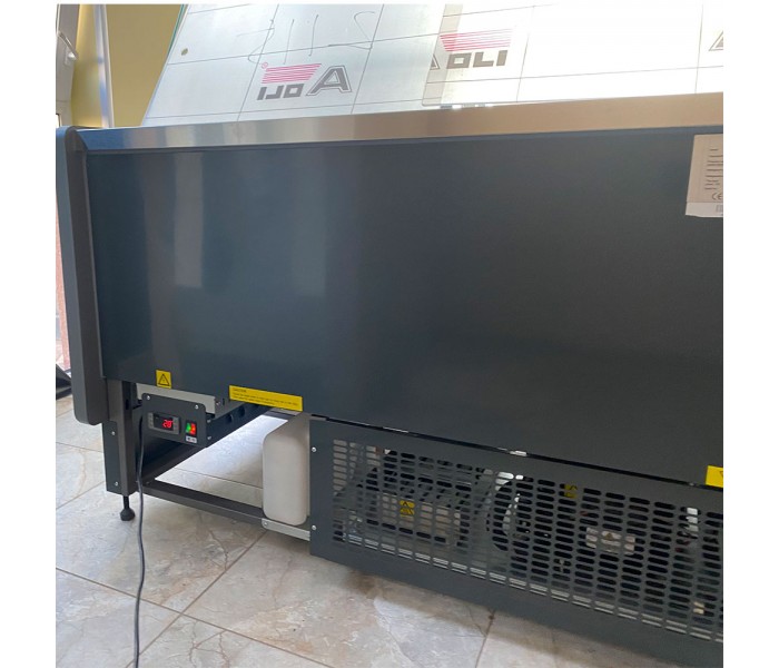 Холодильна вітрина 130 л Gooder BX-1590 Cube