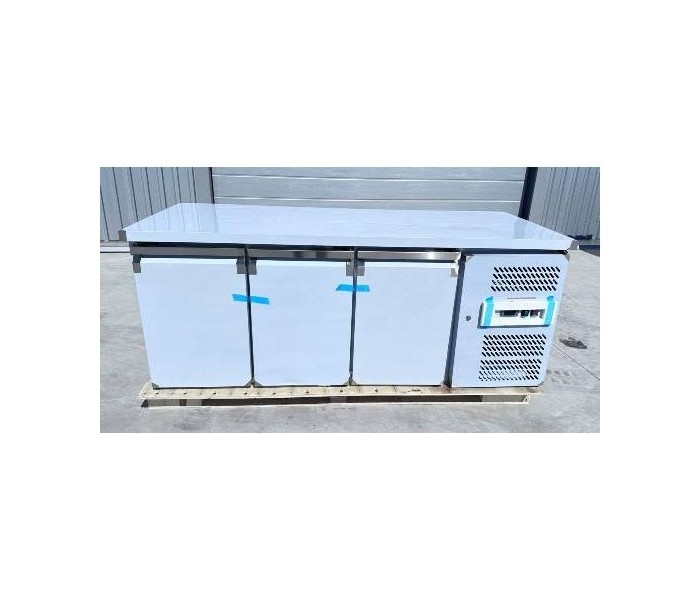Стол холодильный низкотемпературный 417 л Gooder GN3100ВТ