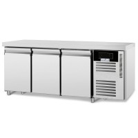 Стол морозильный 428 л GoodFood GF-GN3100BTS-HC трехдверный