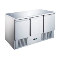 Стол холодильный 368 л Hurakan HKN-GXS3GN трехдверный 