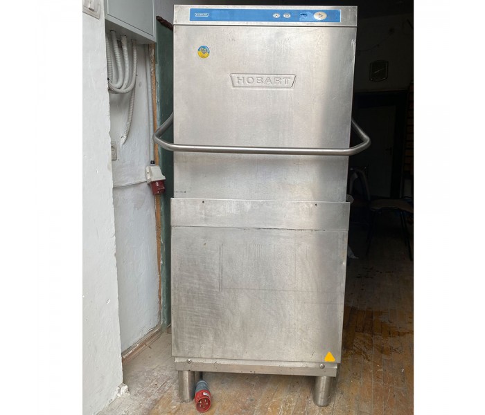 Купольная посудомойная машина Hobart AMX900-12 б/у