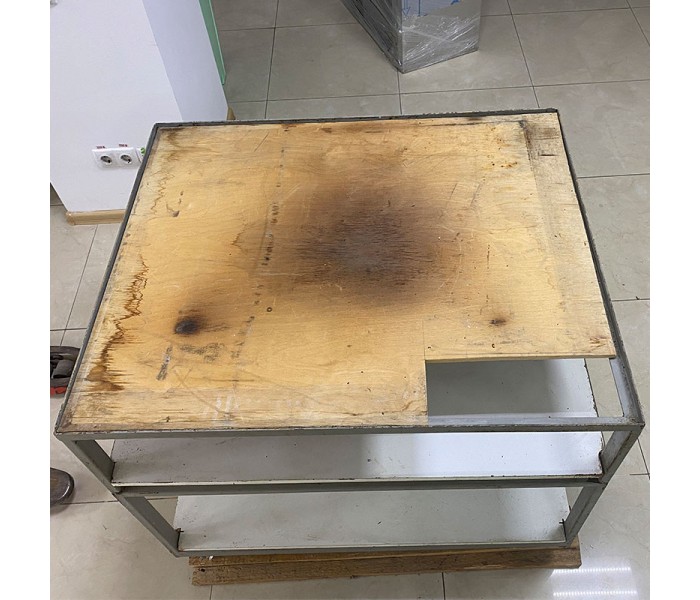 Подставка под печь для пиццы SK с полкой б/у