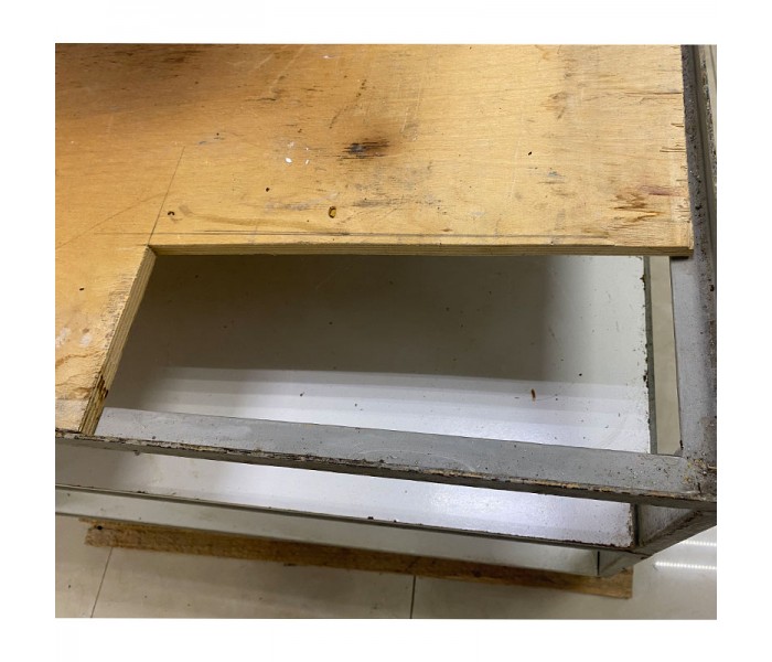 Подставка под печь для пиццы SK с полкой б/у